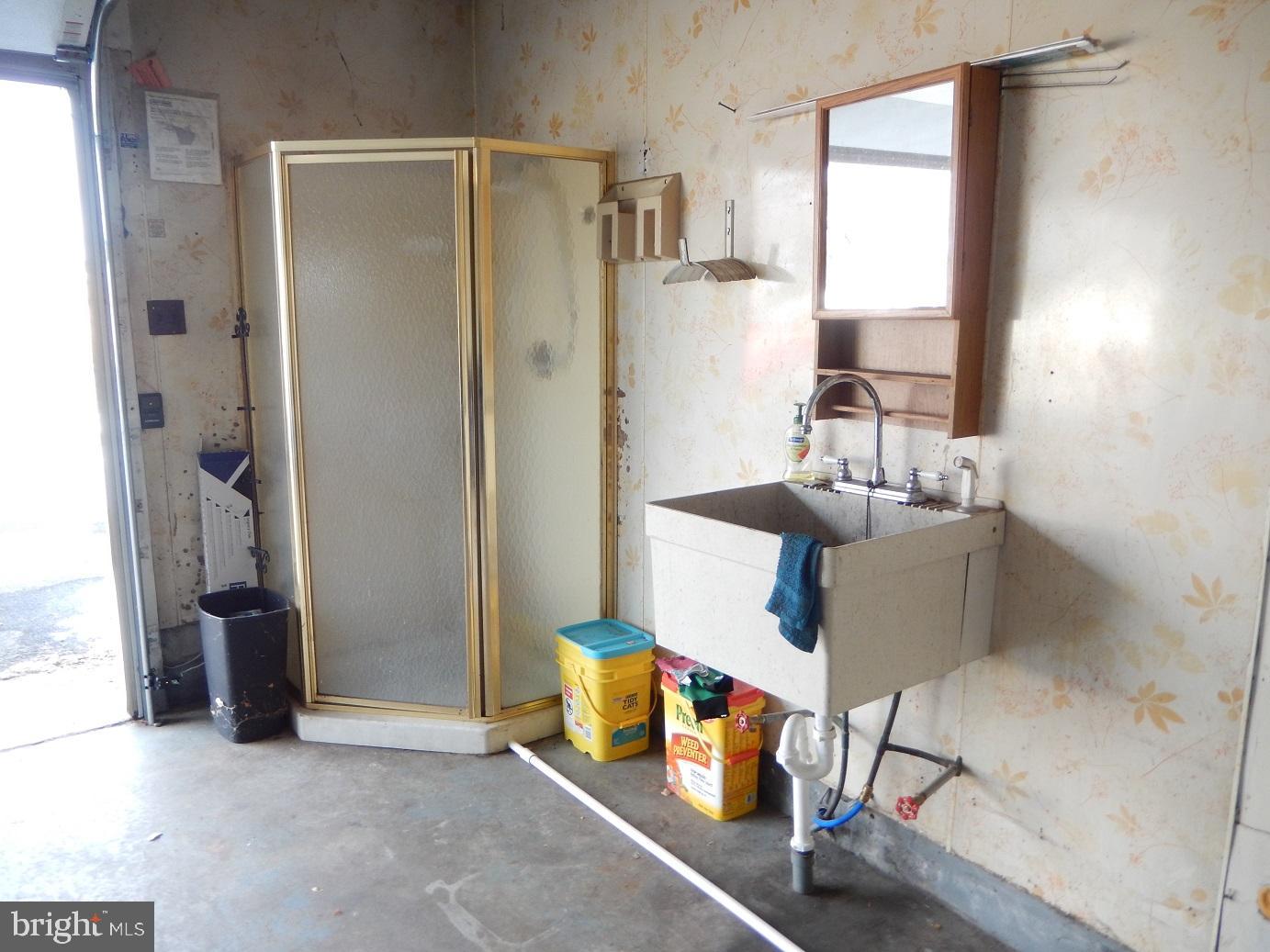 984 Kohler Road Mertztown, PA 19539 - Photo 33 of 39 Garage Shower Stall and Sink