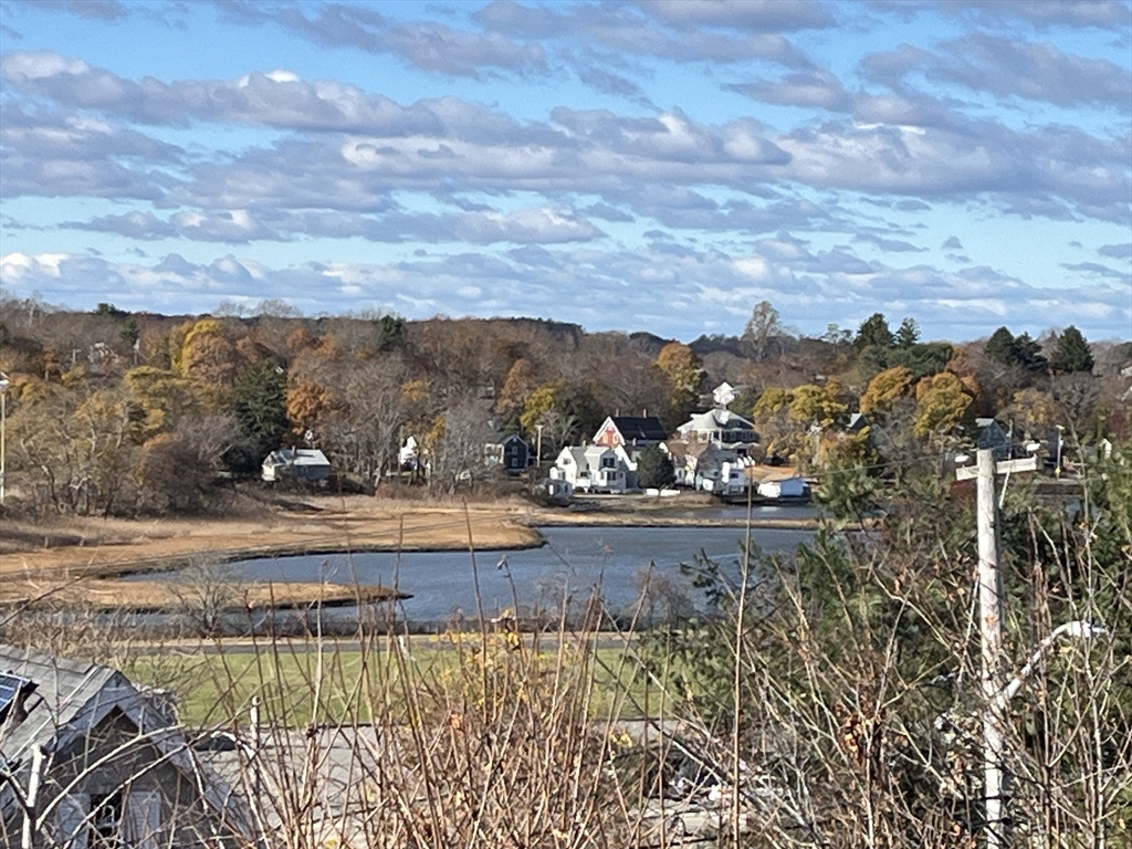 4 Reservoir Road, Unit B Gloucester, MA 01930 - Photo 26 of 27