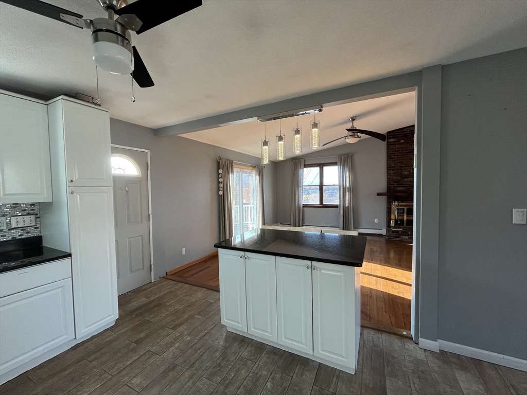 4 Reservoir Road, Unit B Gloucester, MA 01930 - Photo 5 of 27