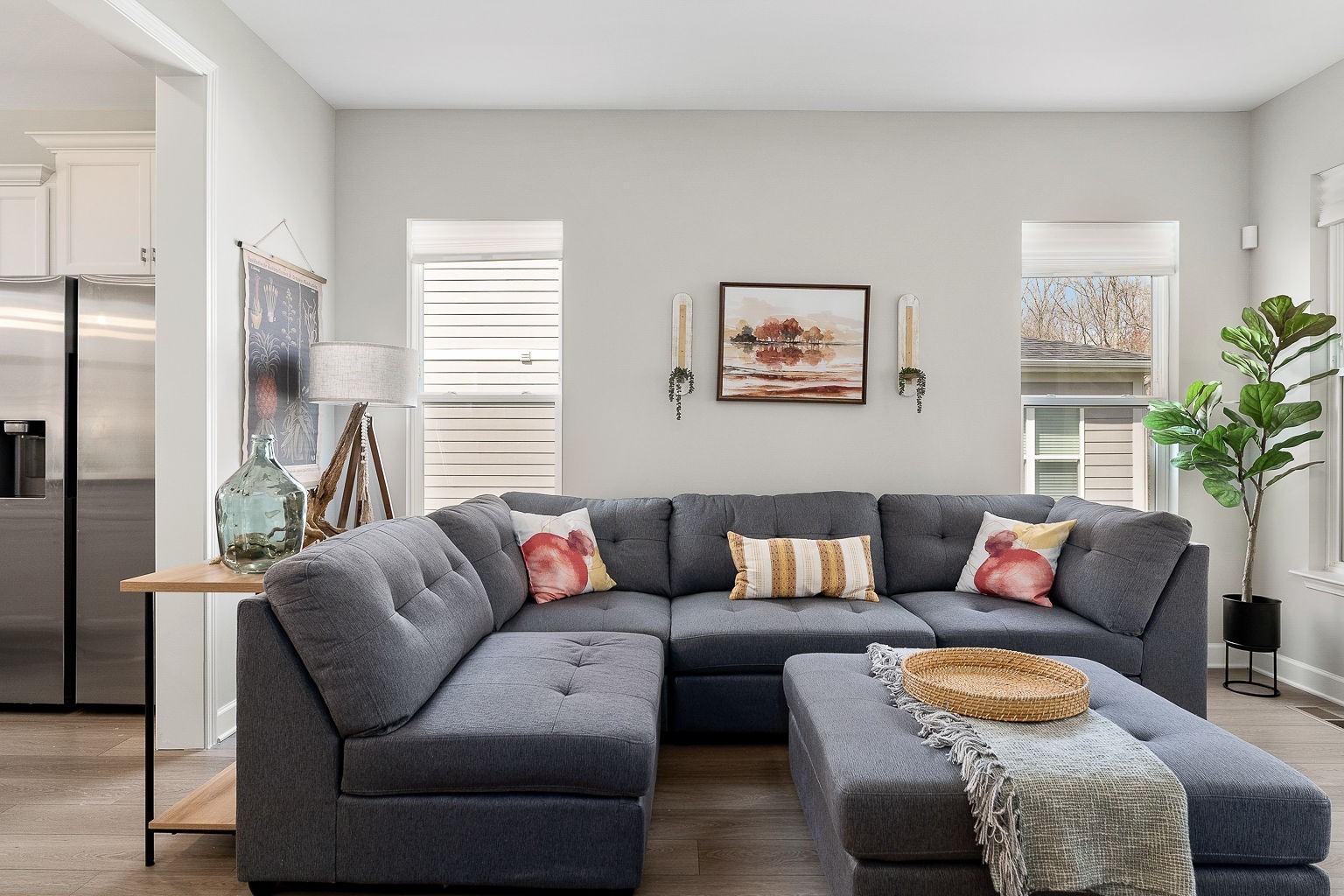 324 Evans Drive Tullahoma, TN 37388 - Photo 19 of 53 a living room with furniture and a large window