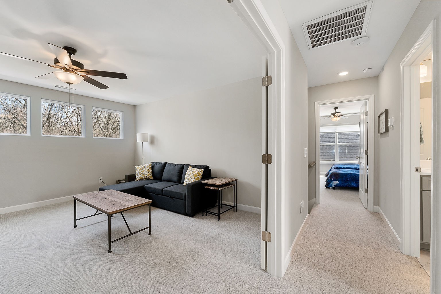 324 Evans Drive Tullahoma, TN 37388 - Photo 37 of 53 a living room with furniture and a ceiling fan