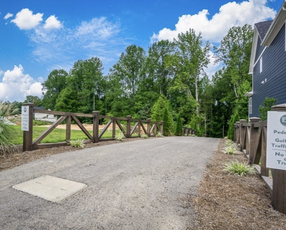 324 Evans Drive Tullahoma, TN 37388 - Photo 4 of 53 a view of a backyard
