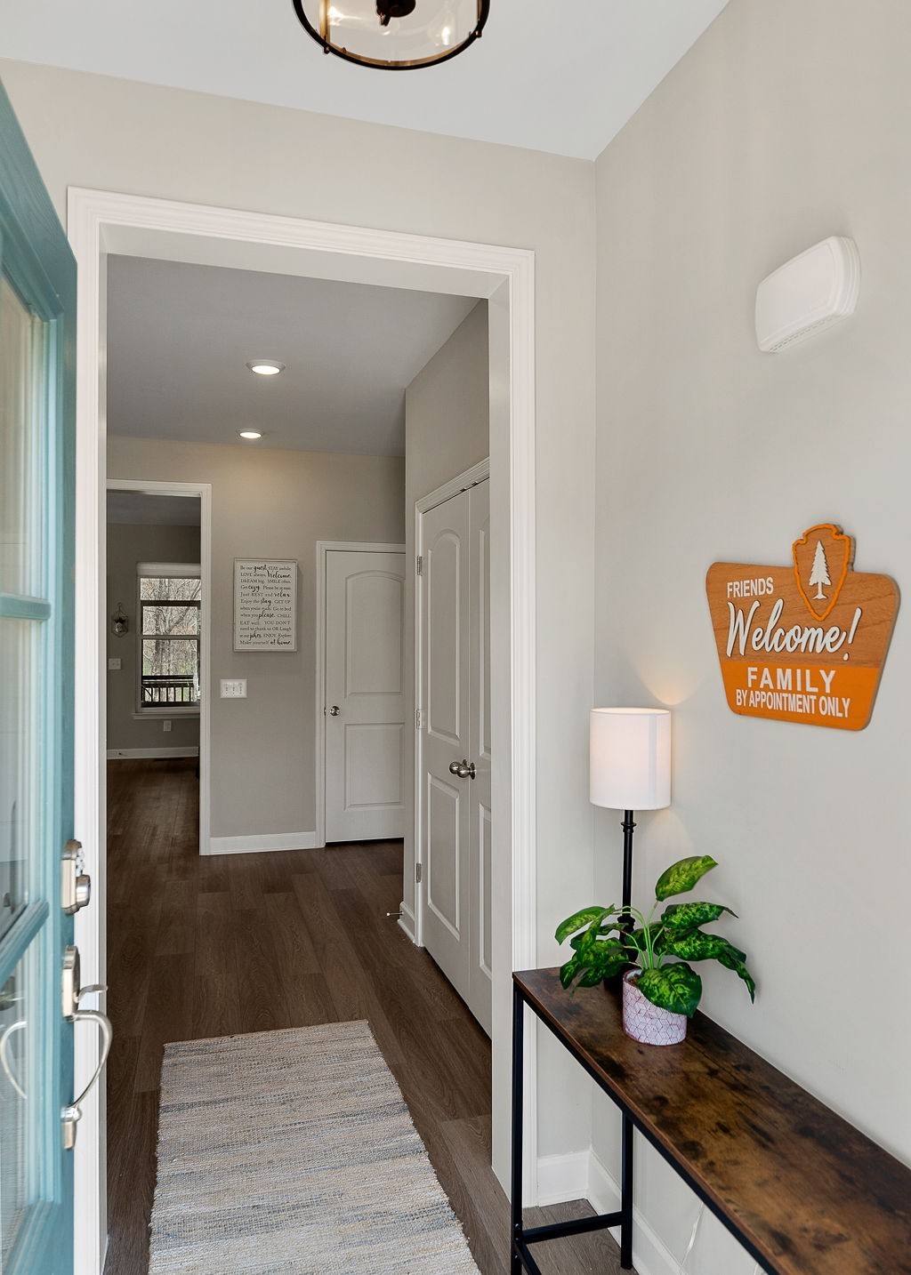 324 Evans Drive Tullahoma, TN 37388 - Photo 10 of 53 a living room with furniture and a potted plant
