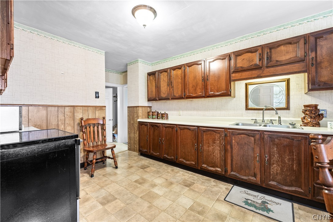 802 Oakwood Street Rome, NY 13440 - Photo 9 of 23