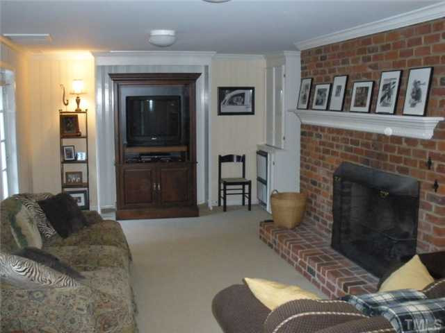 2633 Lakeview Drive Raleigh, NC 27608 - Photo 12 of 18 Berber carpet, lots of windows with natural lighting. Den/Family/Great Room