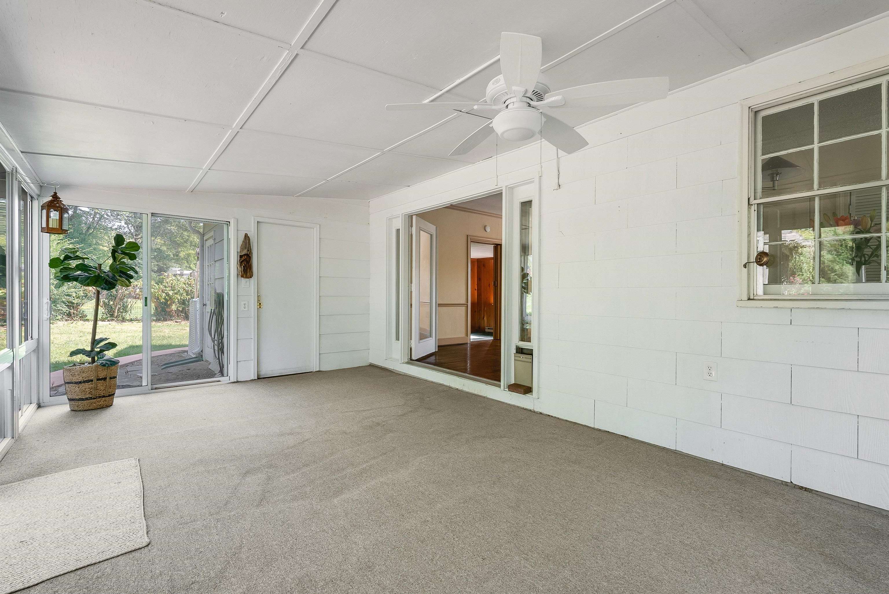 331 Crompton Road Waynesboro, VA 22980 - Photo 26 of 44 Gallery Image 26
