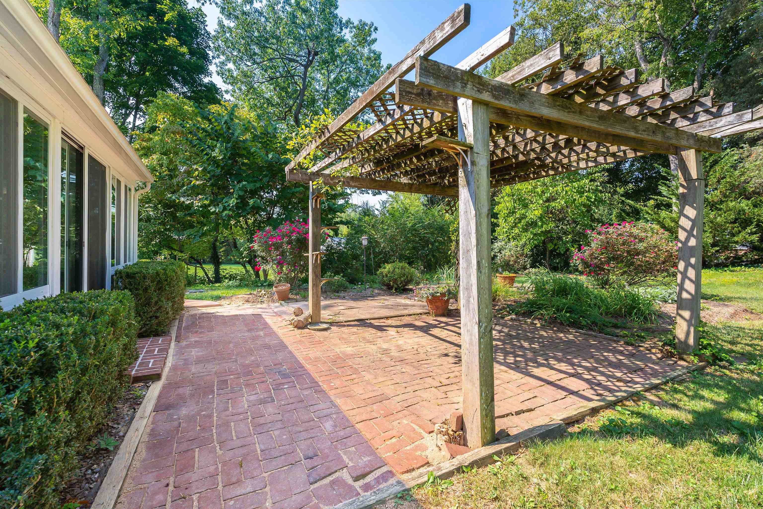 331 Crompton Road Waynesboro, VA 22980 - Photo 36 of 44 Gallery Image 36