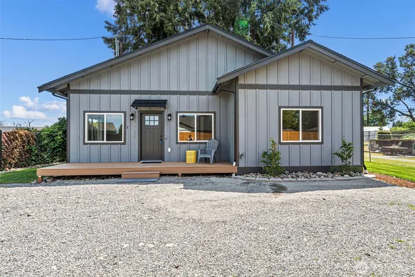 $414,950 | 4924 Diamond Boulevard Southwest, Unit 2, Lakewood, WA 98499
