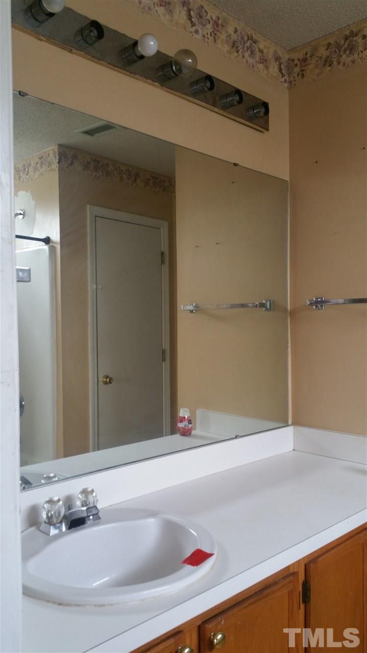 4401 Viewmont Drive Raleigh, NC 27610 - Photo 14 of 15 Gallery Image 14