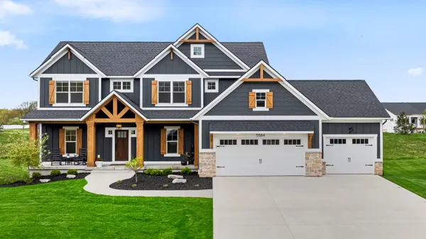 $1,039,900 | 5584 Stonebridge Drive, Grandville, MI 49418