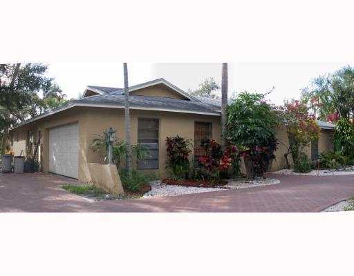 880 Southwest 21st Lane Boca Raton, FL 33486 - Photo 1 of 10 Primary Photo