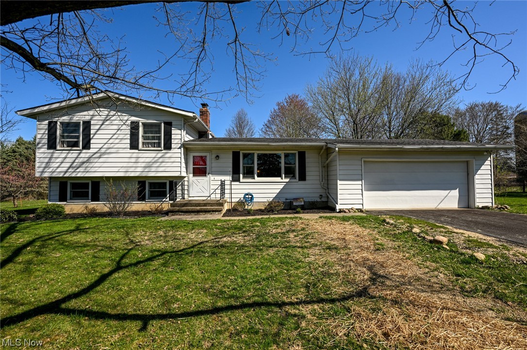 8011 Spieth Road Litchfield, OH 44253 - Photo 1 of 33 Gallery Image 1