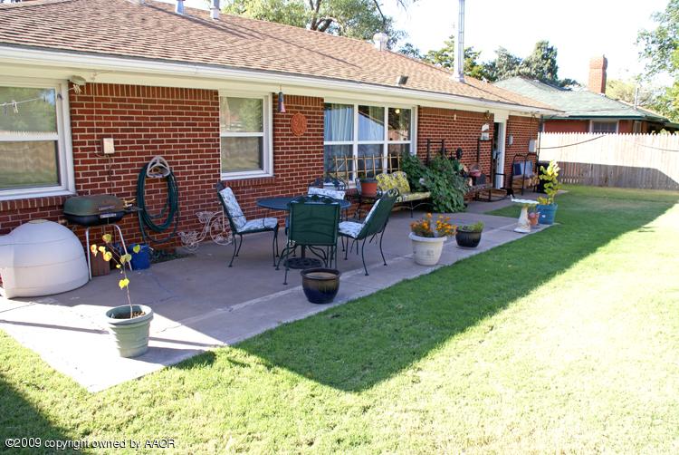 3605 South Rusk Street Amarillo, TX 79109 - Photo 16 of 20 patio