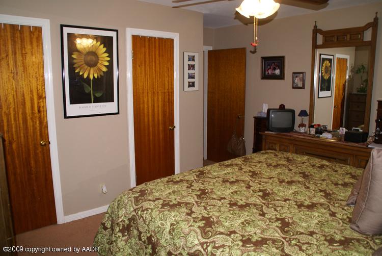 3605 South Rusk Street Amarillo, TX 79109 - Photo 8 of 20 bedroom1