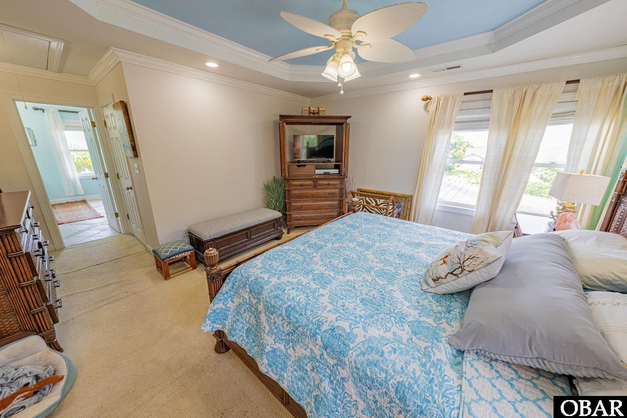 118 Neversail Way Coinjock, NC 27923 - Photo 17 of 50 Primary Bedroom