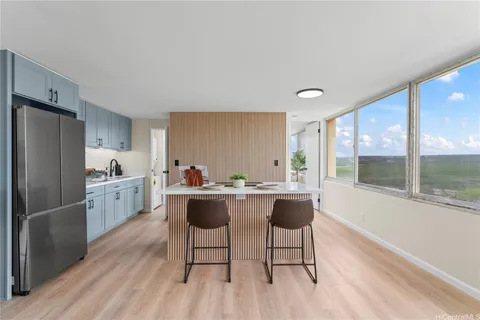 $349,000 | 1060 Kamehameha Highway, Unit 3007B, Pearl City, HI 96782