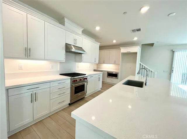 a view of a room with shelf