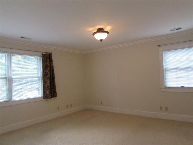215 Catalpa Road Lexington, KY 40502 - Photo 25 of 53 Photo 25