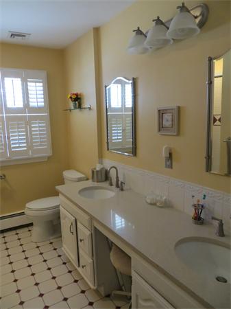 348 Old Lancaster Road Sudbury, MA 01776 - Photo 8 of 18 Gallery Image 8
