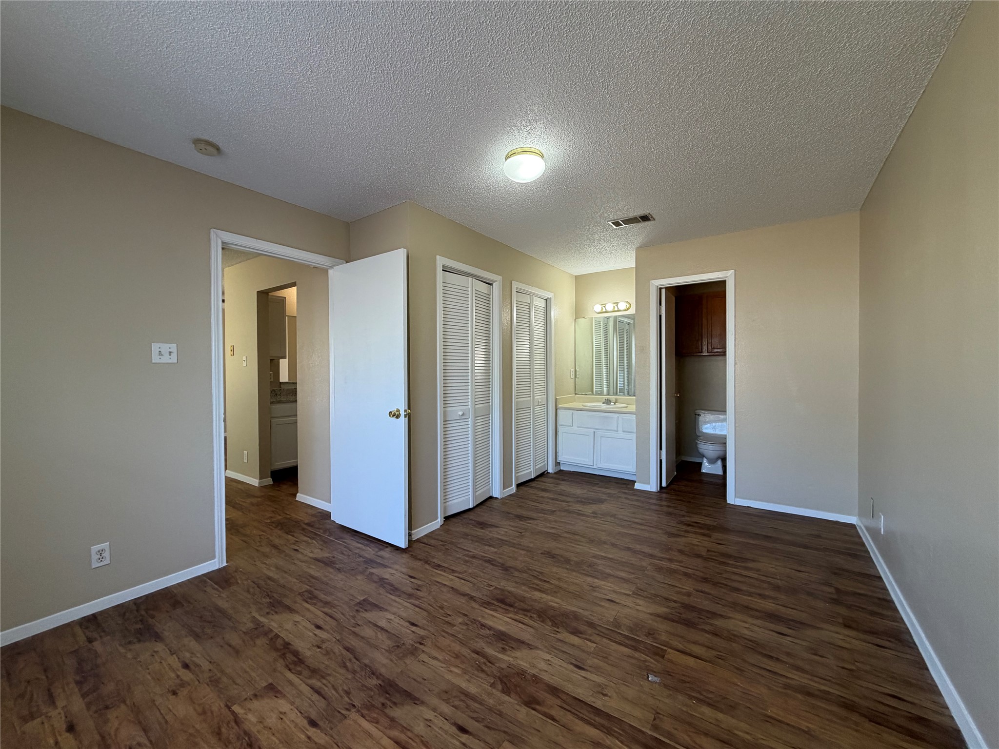 1004-1006 Ridgemont Street Round Rock, TX 78664 - Photo 7 of 16 Gallery Image 7
