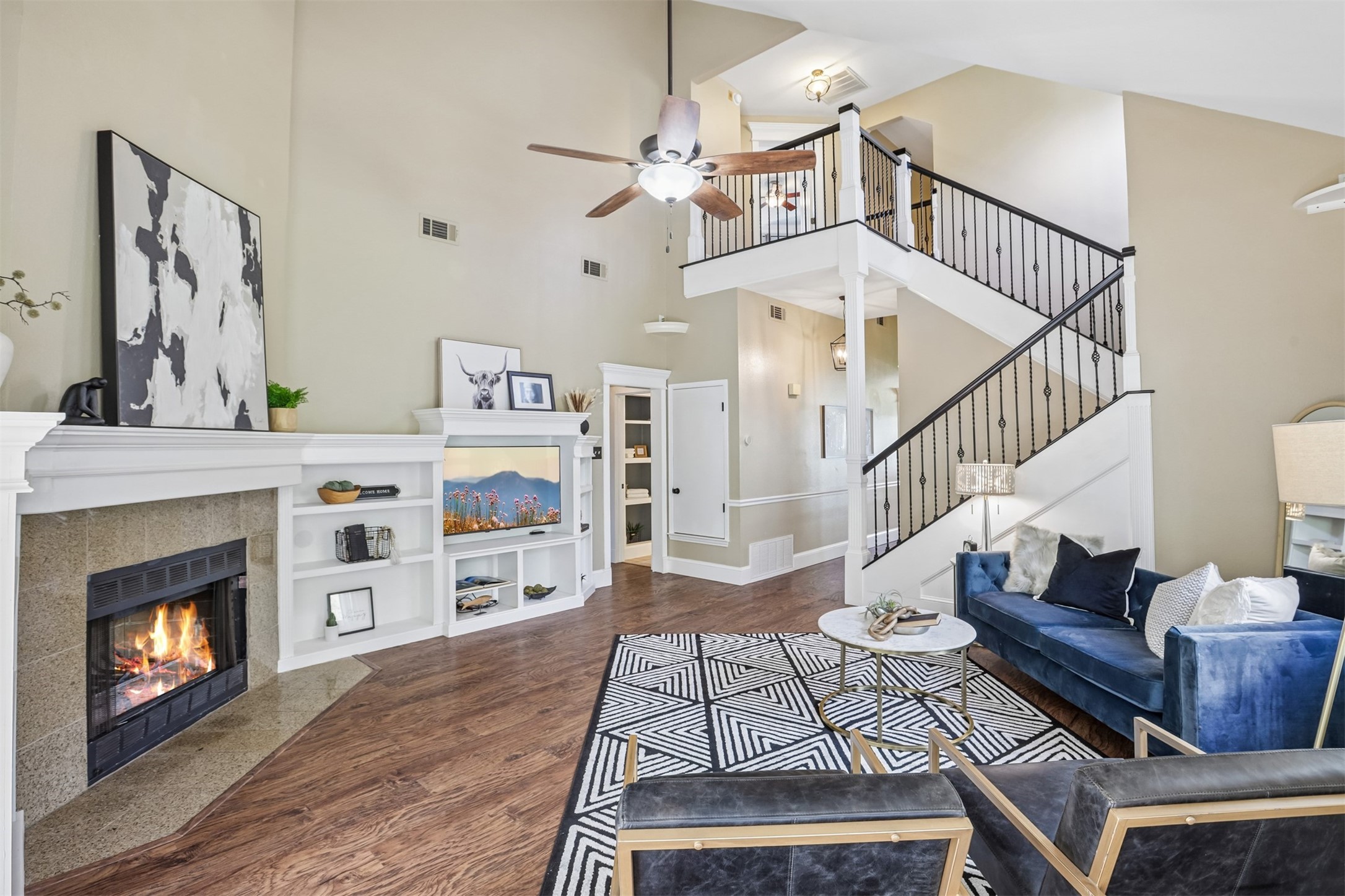 12500 Turkey Ridge Court Austin, TX 78729 - Photo 5 of 36 Gallery Image 5