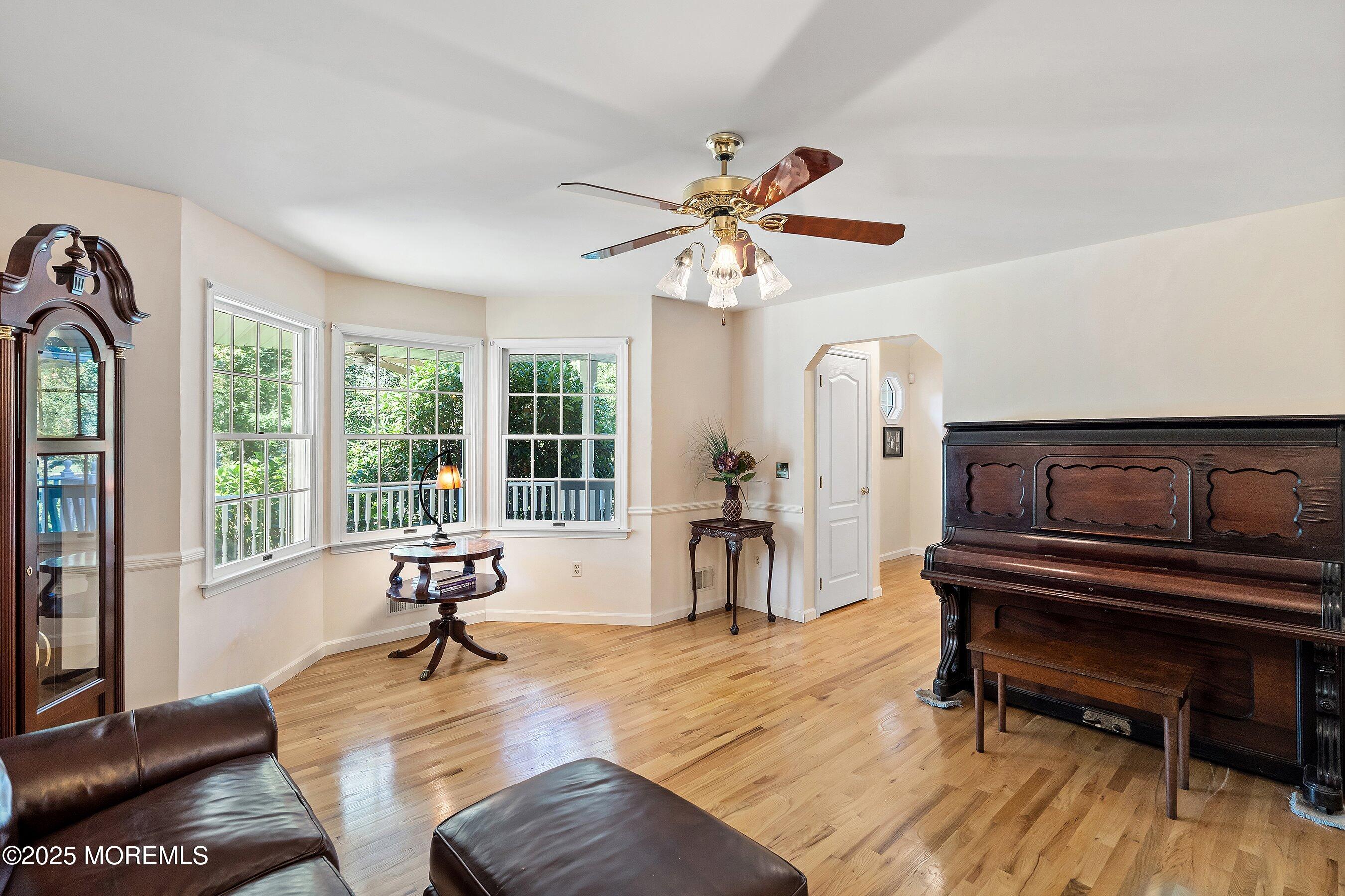 4709 Megill Road Neptune, NJ 07753 - Photo 7 of 32 10-Living 1A