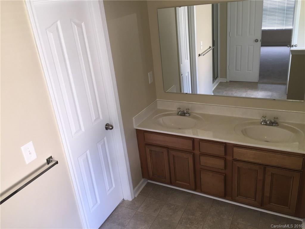 12910 Rothe House Road Charlotte, NC 28273 - Photo 11 of 24