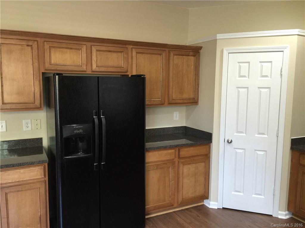 12910 Rothe House Road Charlotte, NC 28273 - Photo 9 of 24