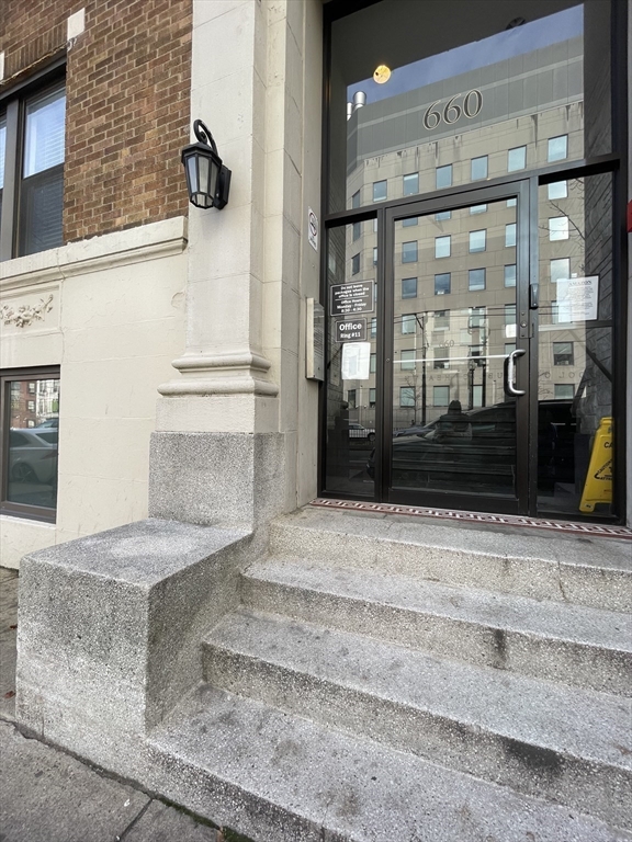 660 Huntington Avenue, Unit 58 Boston, MA 02115 - Photo 17 of 19 a view of entrance front of house