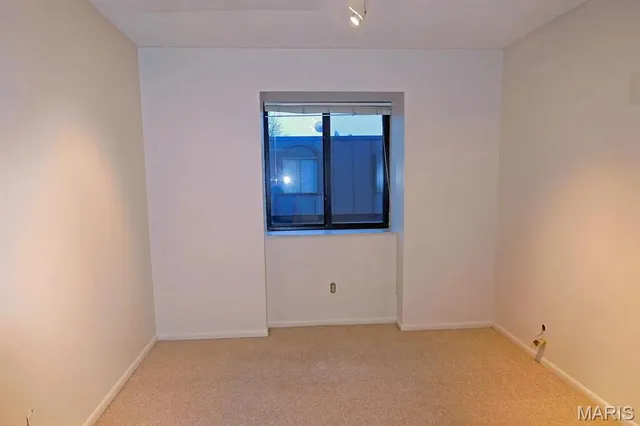 $99,000 | 4355 Maryland Avenue, Unit 422, St. Louis, MO 63108