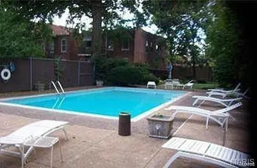 $99,000 | 4355 Maryland Avenue, Unit 422, St. Louis, MO 63108