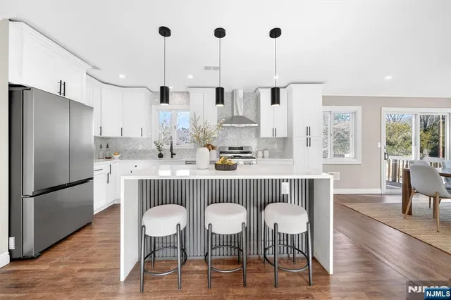 $1,050,000 | 39 Andrew Avenue, Oakland, NJ 07436