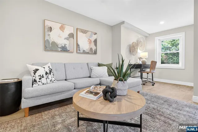 $1,050,000 | 39 Andrew Avenue, Oakland, NJ 07436