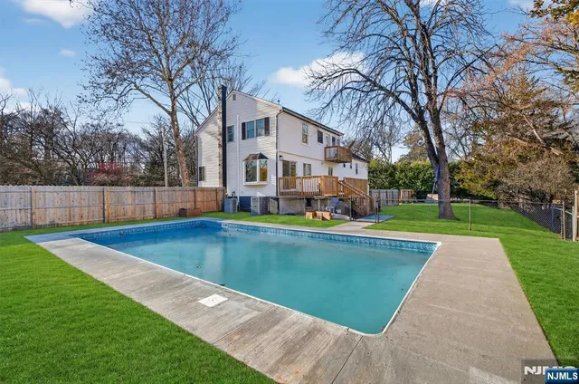 $1,050,000 | 39 Andrew Avenue, Oakland, NJ 07436