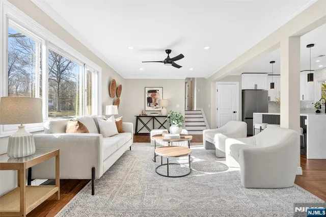 $1,050,000 | 39 Andrew Avenue, Oakland, NJ 07436