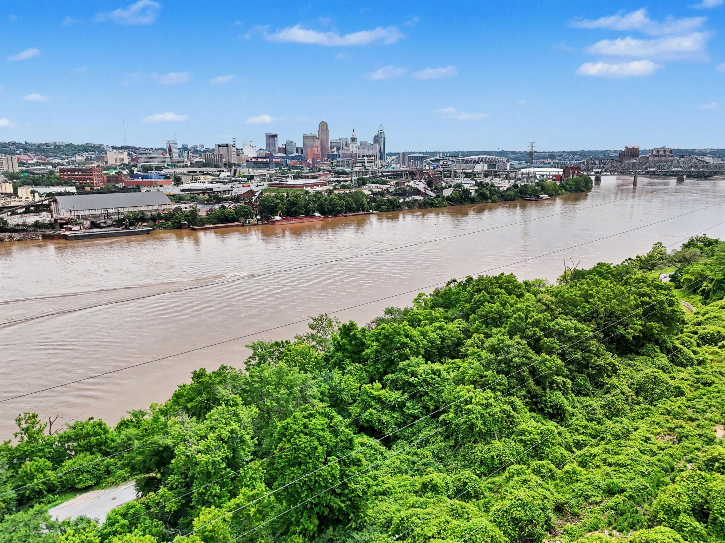 103 River Road Covington, KY 41016 - Photo 35 of 40