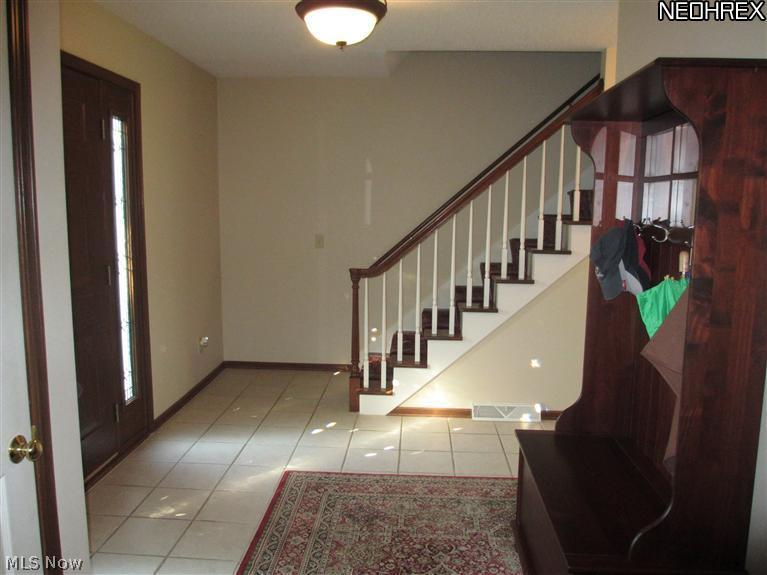 5570 Stoney Ridge Road Northwest Canton, OH 44718 - Photo 5 of 17 Gallery Image 5