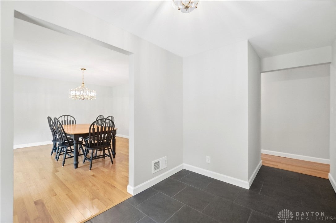 751 Laurelwood Road Kettering, OH 45419 - Photo 5 of 52 Gallery Image 5