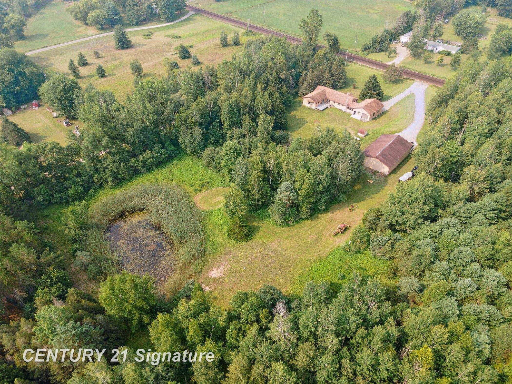 132 North 9 Mile Road Midland, MI 48640 - Photo 75 of 84 50184121-2d0c8248-bbfb-490c-a81c-0ef16a1b6c20.JPG