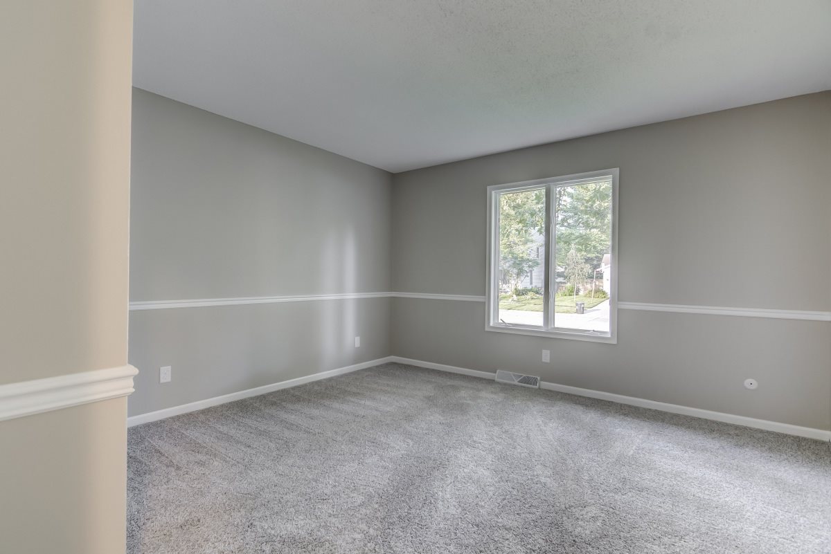 8041 Hunt Road Springfield, IL 62712 - Photo 13 of 34