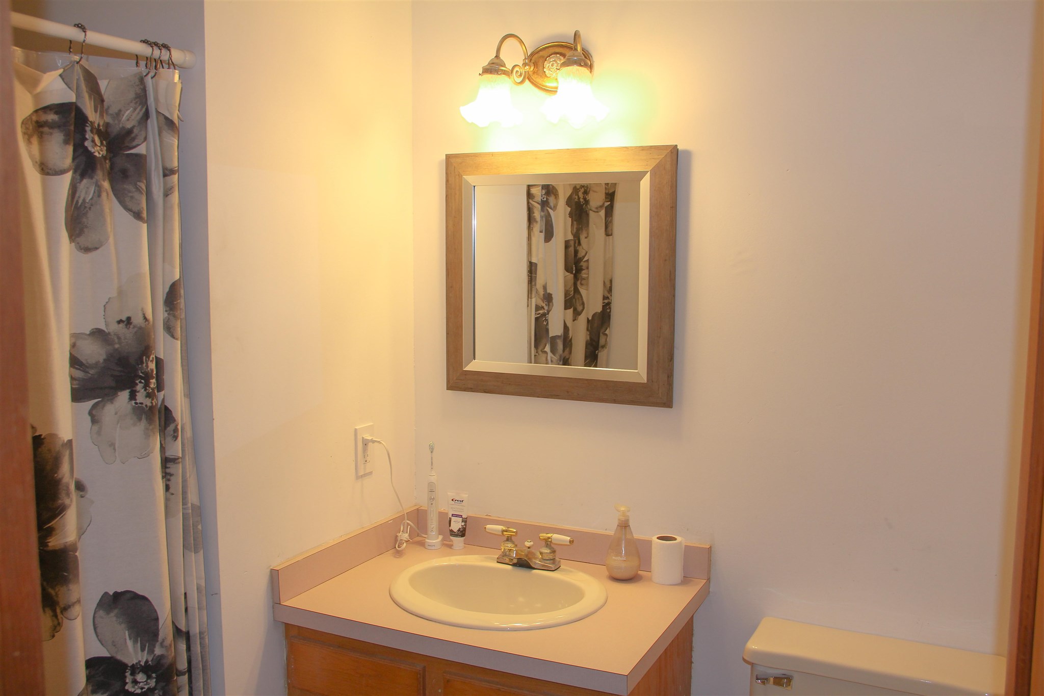 63 George Street Keene, NH 03431 - Photo 35 of 40