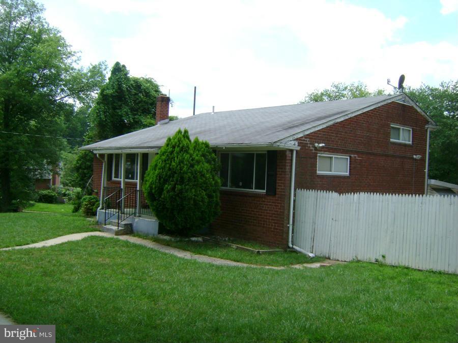 3717 Leverton Street Silver Spring, MD 20906 - Photo 27 of 30 Front view from right side