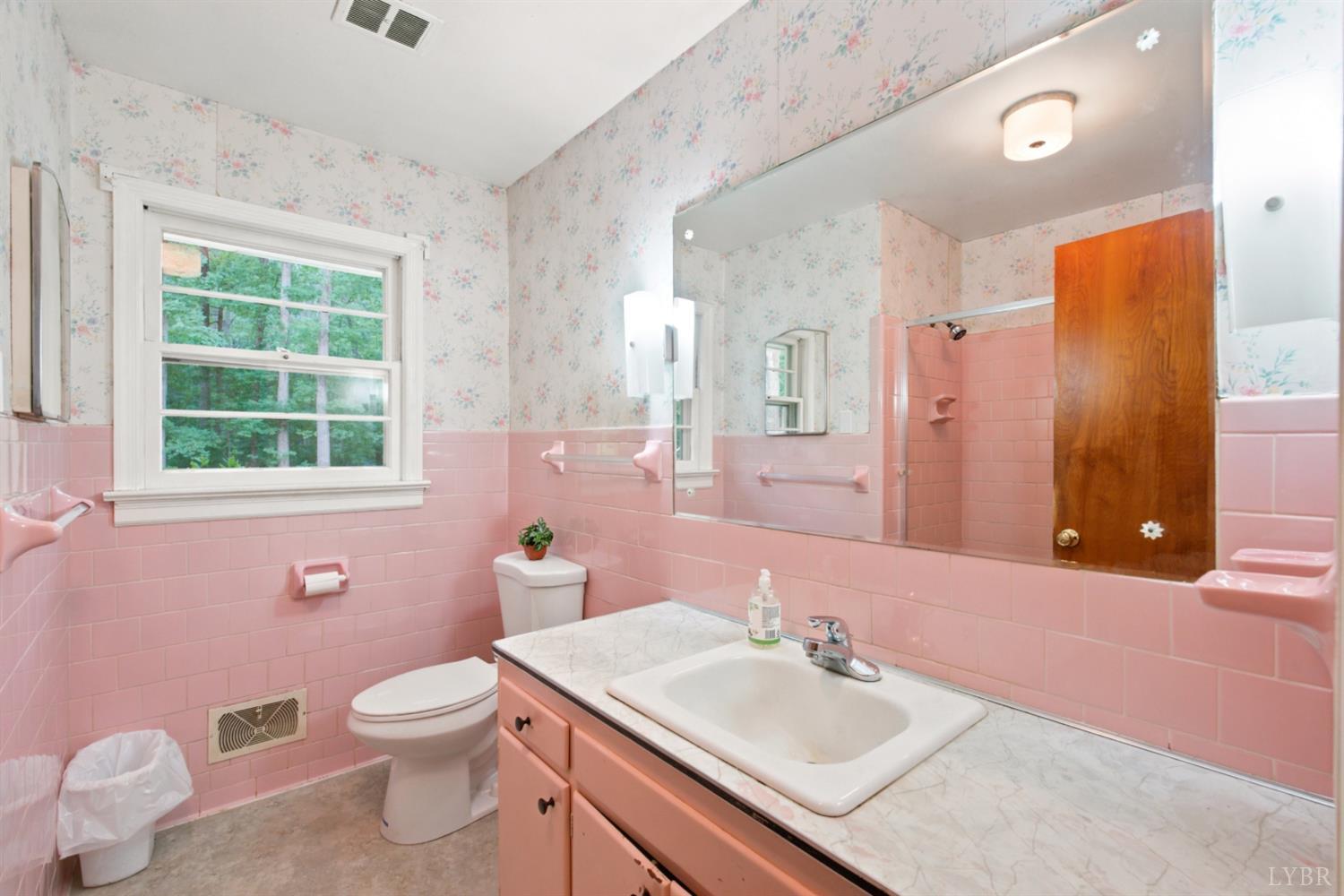 229 Gough Road Rustburg, VA 24588 - Photo 18 of 61