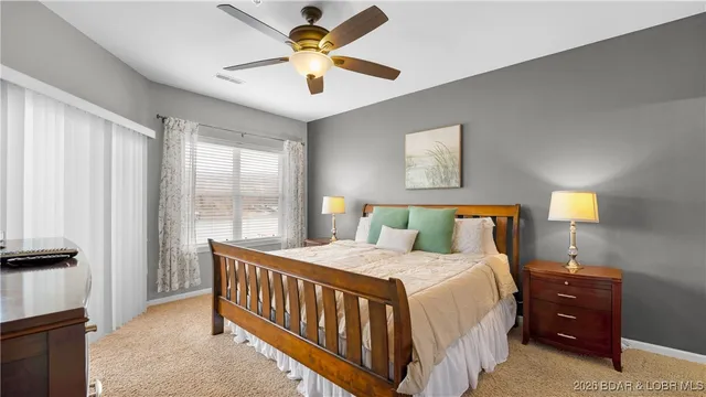 $274,900 | 166 Oak Harbor Drive, Unit 2B, Camdenton, MO 65020