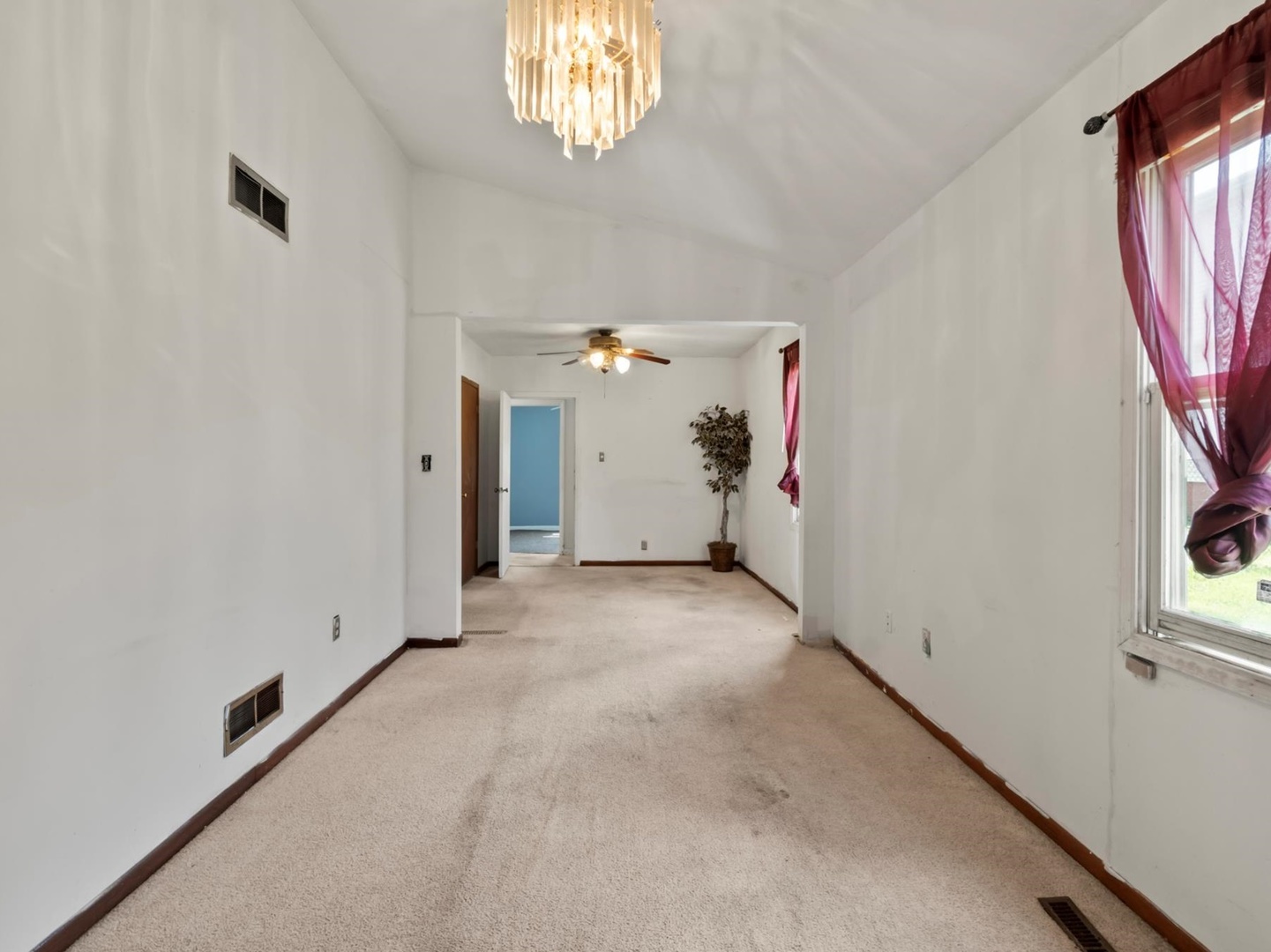 1317 Fairview Avenue Joliet, IL 60432 - Photo 13 of 19 a view of a livingroom with a window