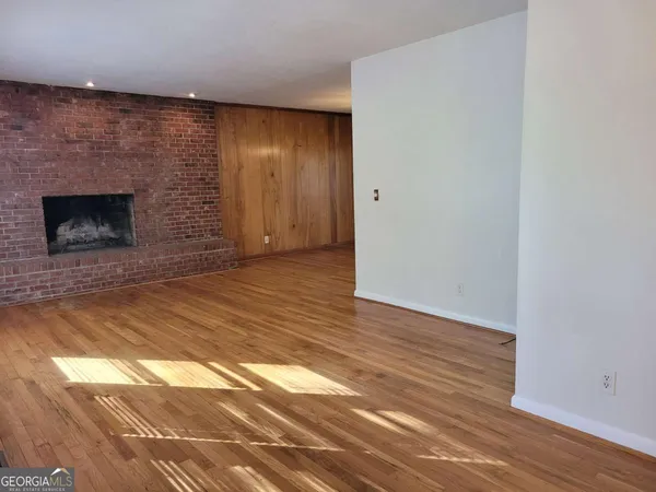 $2,100 | 1204 Jefferson Highway, Winder, GA 30680