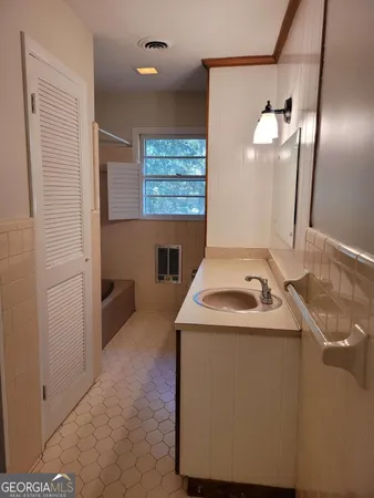 $2,100 | 1204 Jefferson Highway, Winder, GA 30680