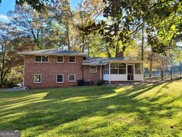 $2,100 | 1204 Jefferson Highway, Winder, GA 30680