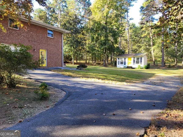 $2,100 | 1204 Jefferson Highway, Winder, GA 30680