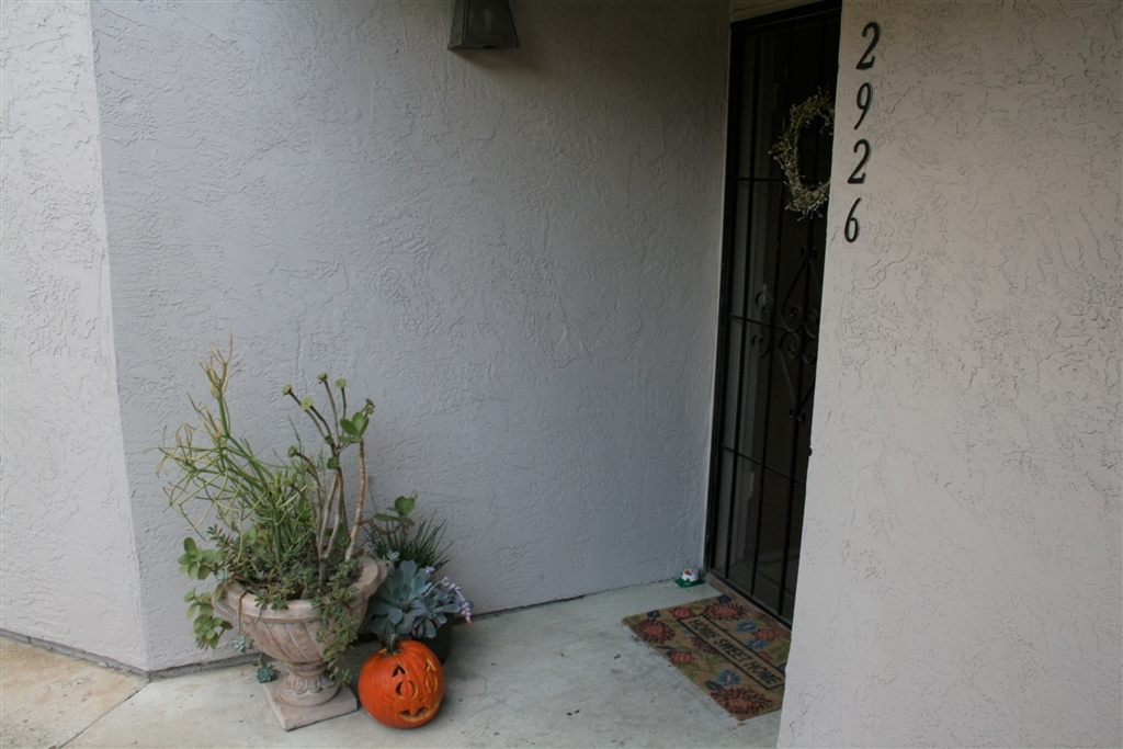 2926 Elm Tree Court Spring Valley, CA 91978 - Photo 2 of 19 Gallery Image 2